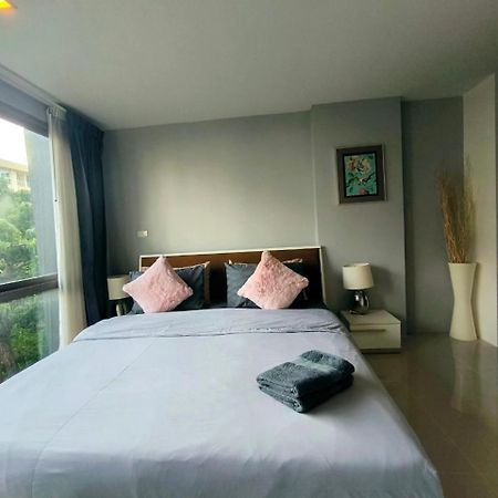 The Urban City Center By Fantasea Beach Pattaya Eksteriør bilde